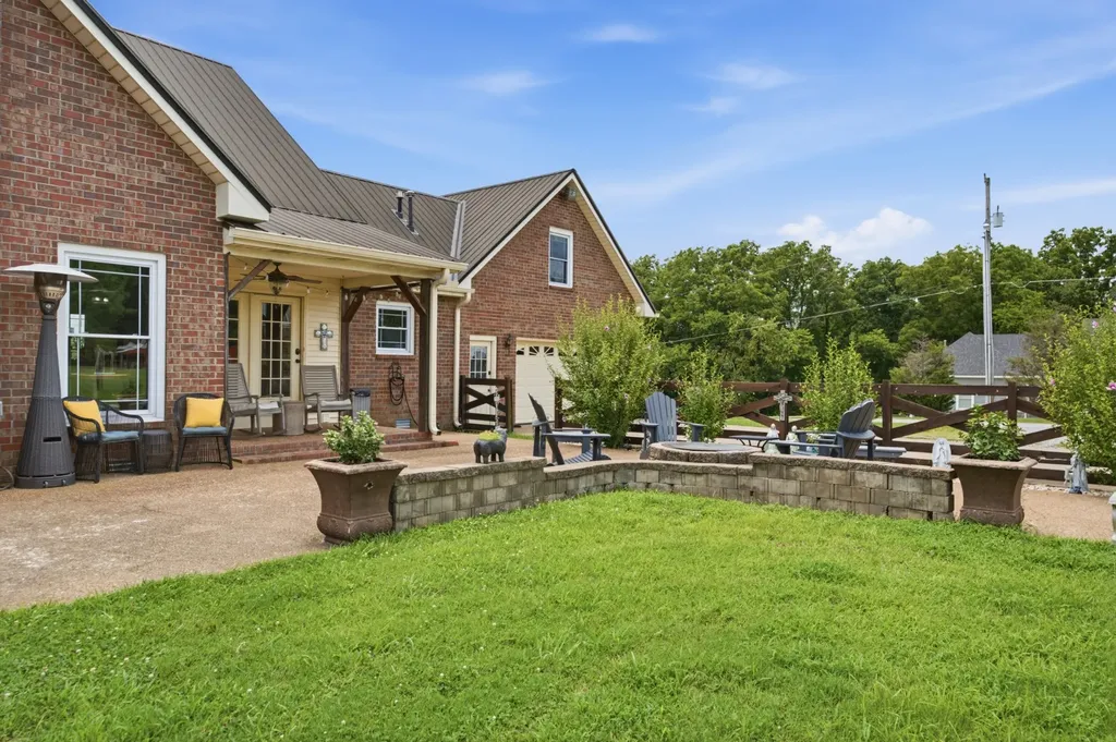 1038 Kansas Lane Gallatin TN 37066