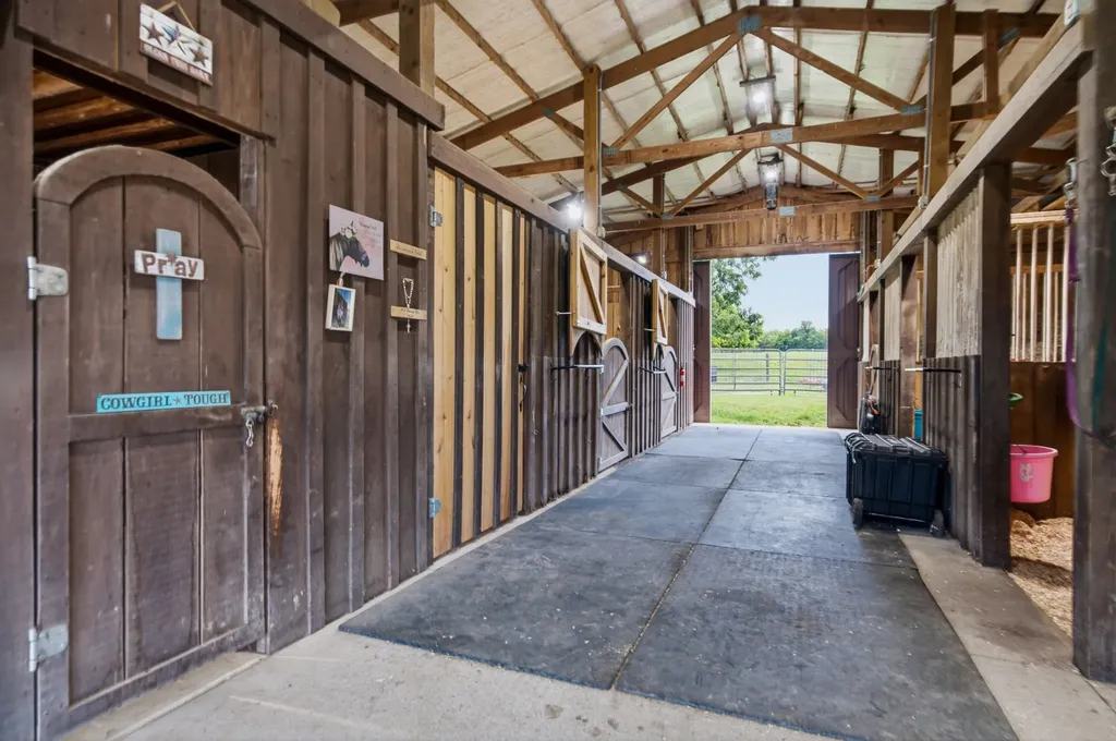1038 Kansas Lane Gallatin TN 37066
