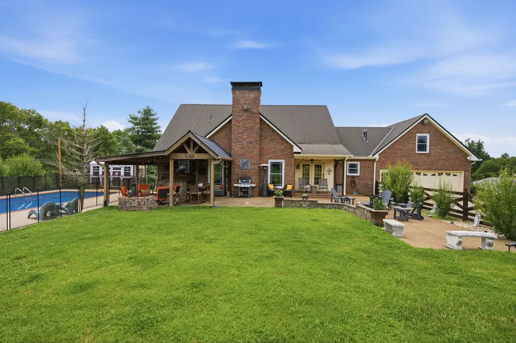 1038 Kansas Lane Gallatin TN 37066