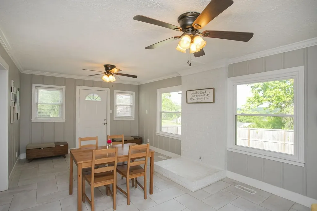 806 Fleming Street Columbia TN 38401