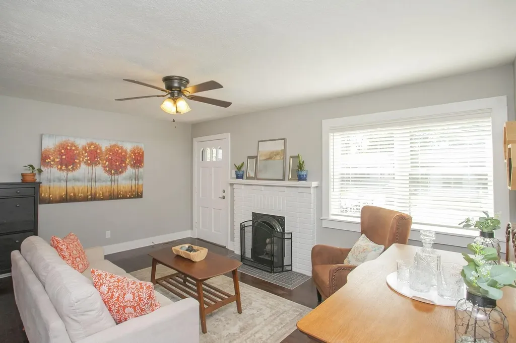 806 Fleming Street Columbia TN 38401
