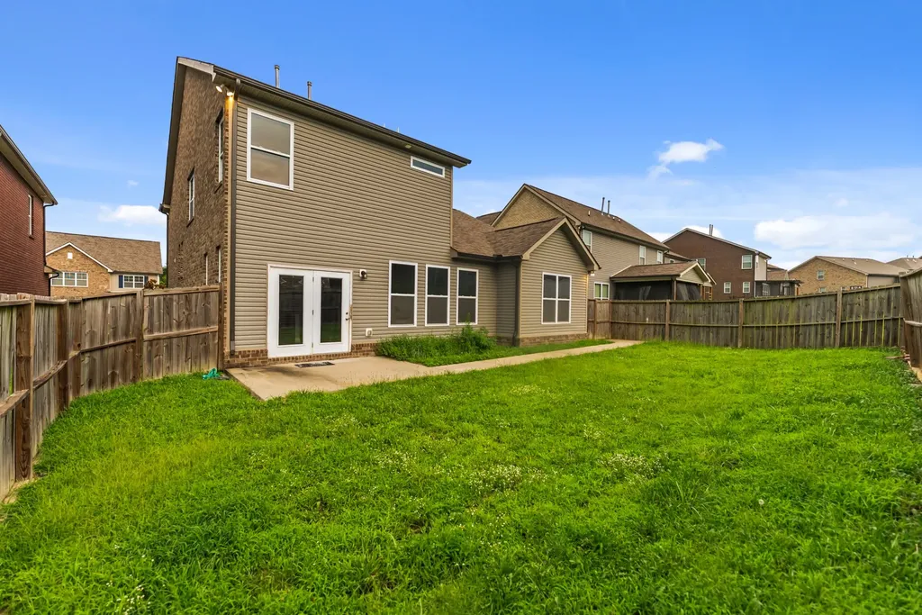 606 Green Meadow Lane Smyrna TN 37167