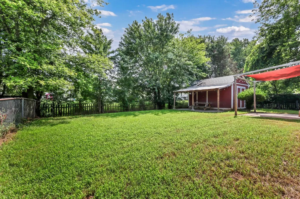 3230 N Senseney Circle Clarksville TN 37042