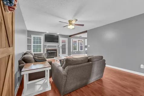 3230 N Senseney Circle Clarksville TN 37042