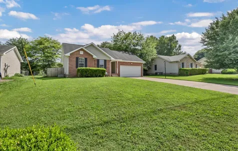 3230 N Senseney Circle Clarksville TN 37042