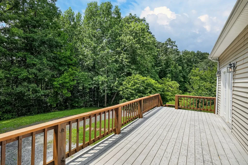 308 Ponder Road Smithville TN 37166