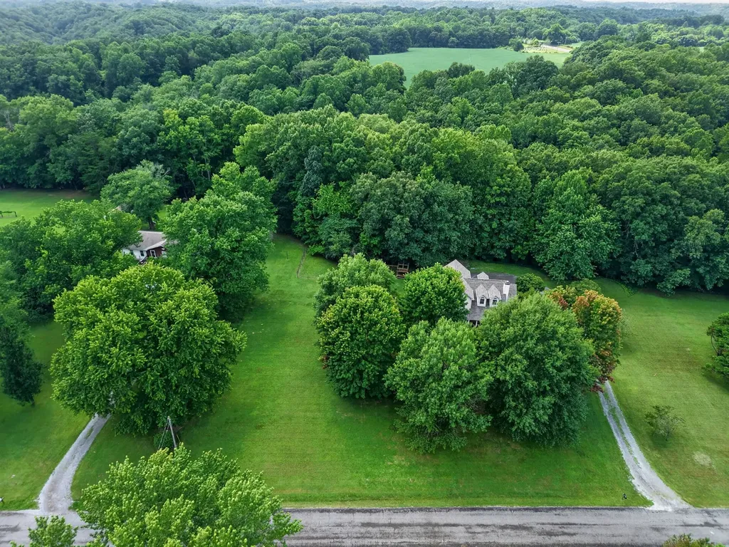 308 Ponder Road Smithville TN 37166