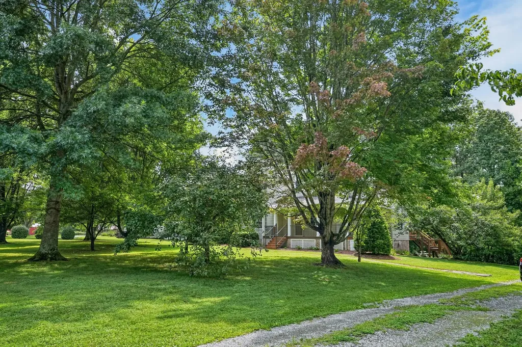 308 Ponder Road Smithville TN 37166