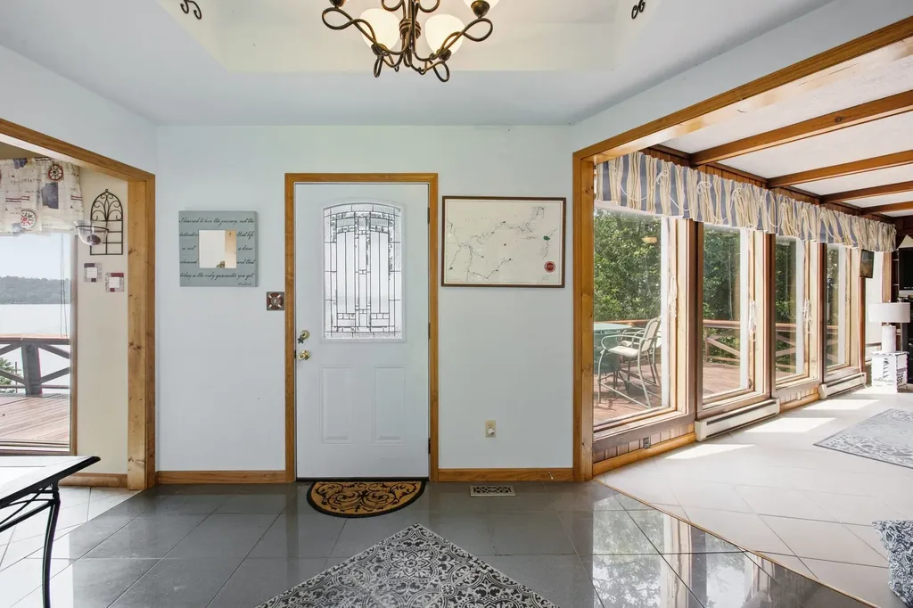 421 Bluff Point Lane Waverly TN 37185