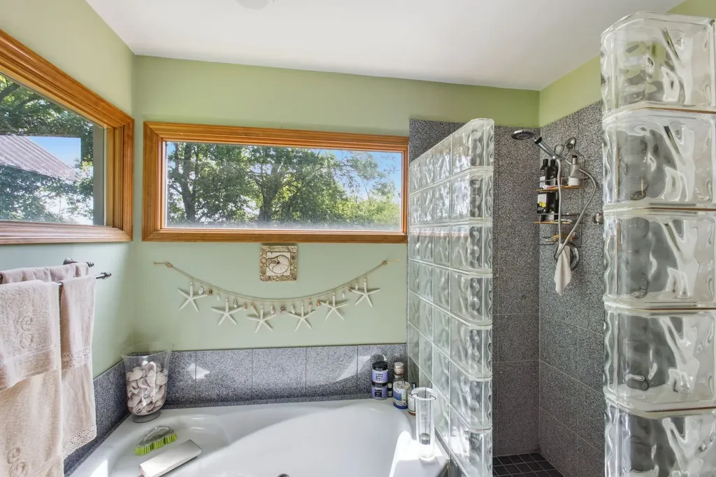 421 Bluff Point Lane Waverly TN 37185