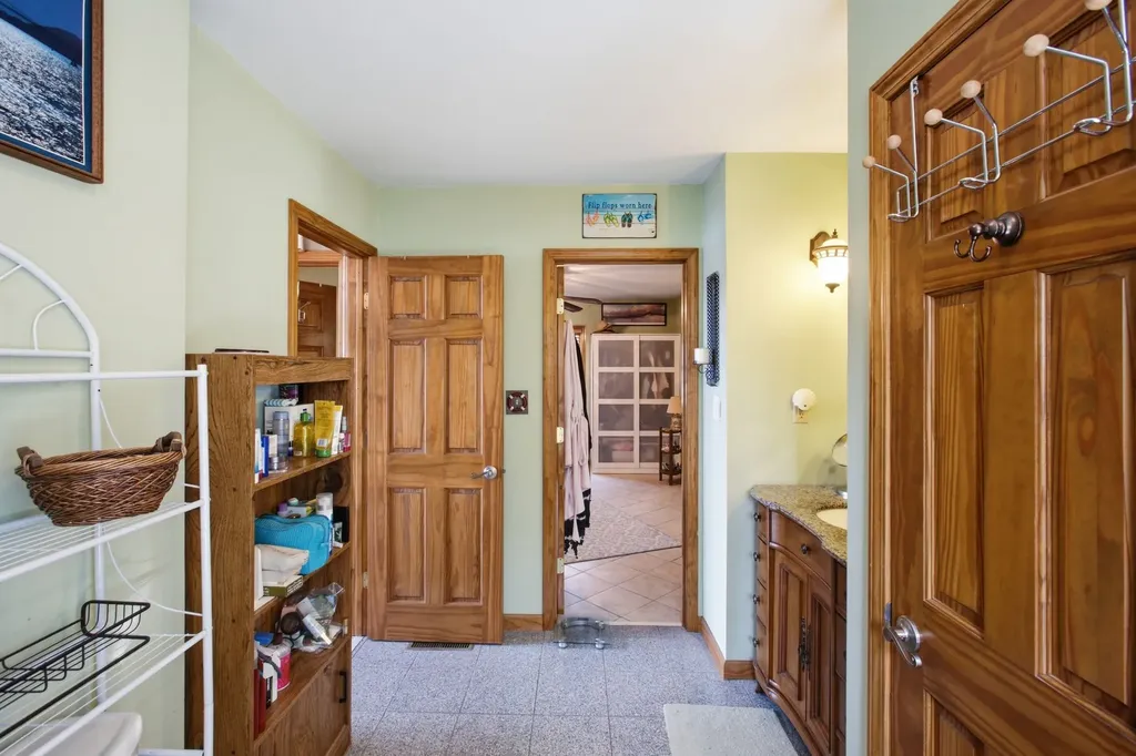 421 Bluff Point Lane Waverly TN 37185