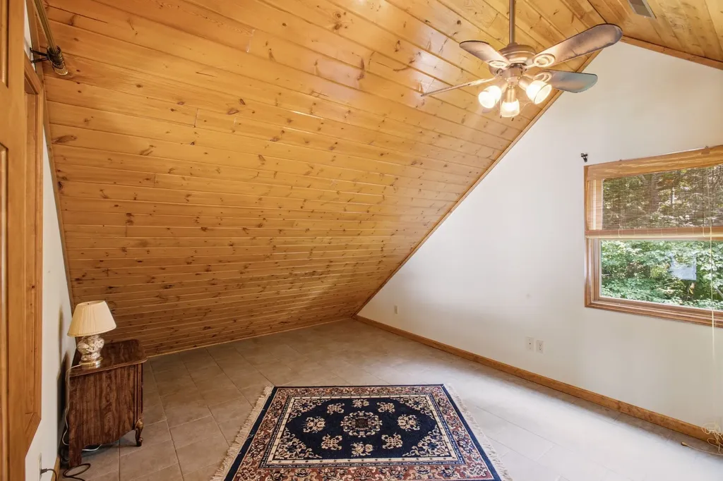 421 Bluff Point Lane Waverly TN 37185