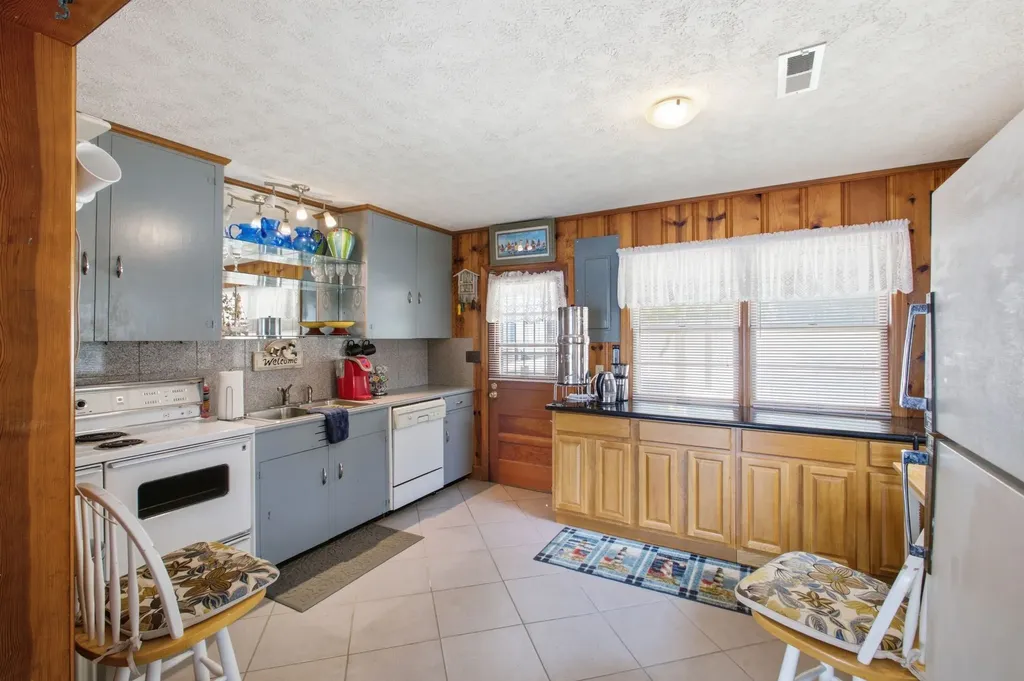 421 Bluff Point Lane Waverly TN 37185
