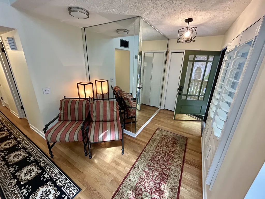 330 Chimney Hill Nashville TN 37221