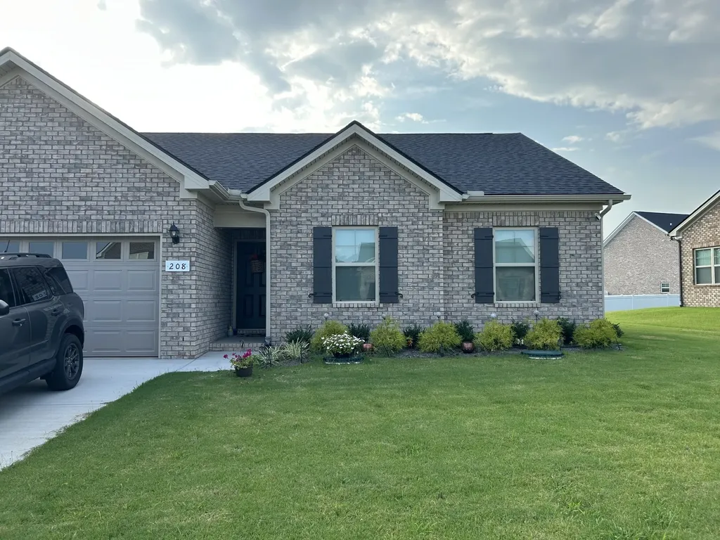 208 Watershed Court Ashland City TN 37015