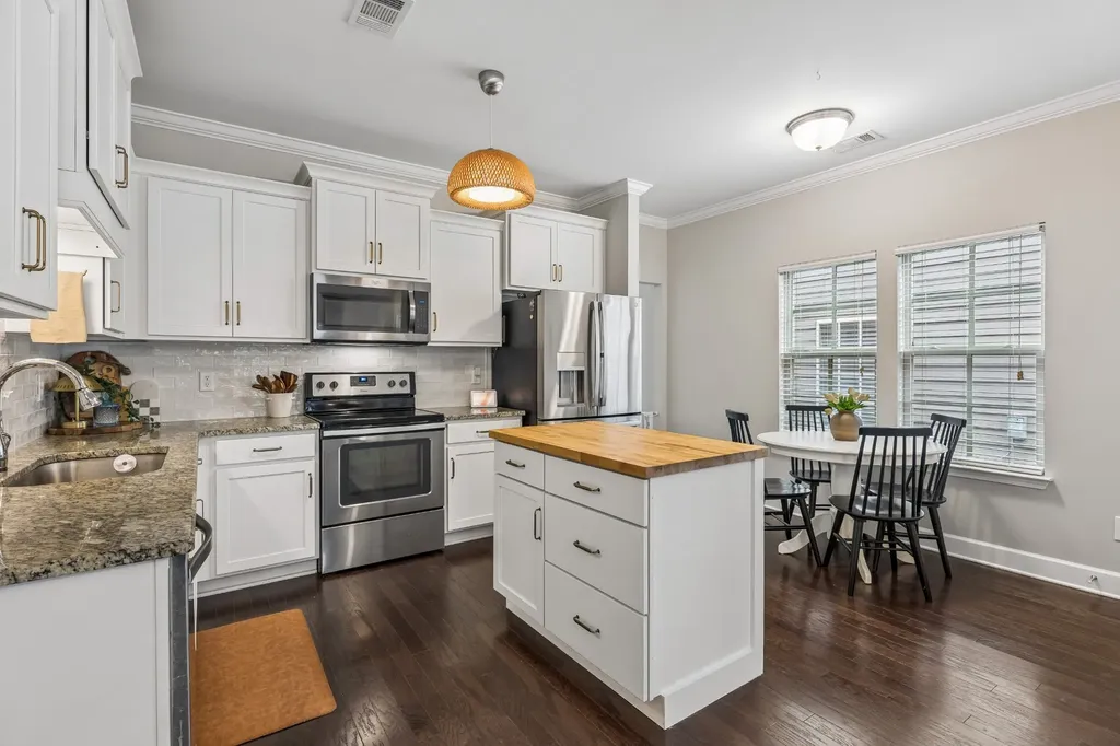 2008 Oak Trail Drive Nolensville TN 37135