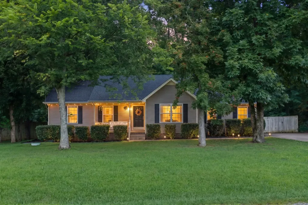 223 Cool Waters Court Christiana TN 37037