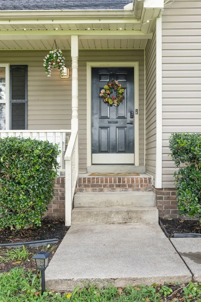 223 Cool Waters Court Christiana TN 37037