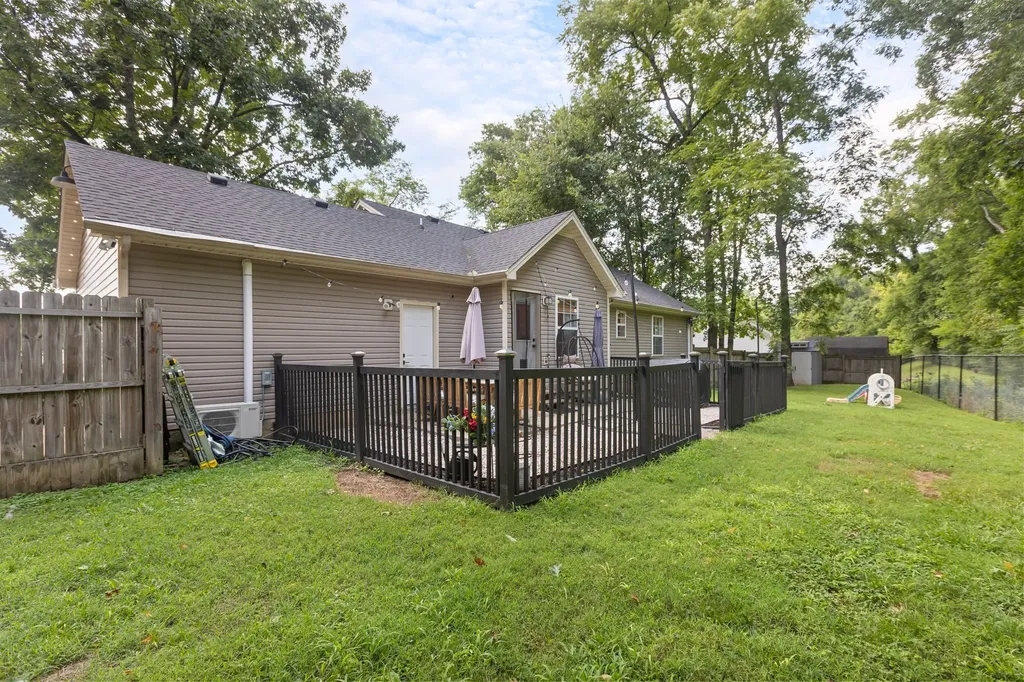 223 Cool Waters Court Christiana TN 37037