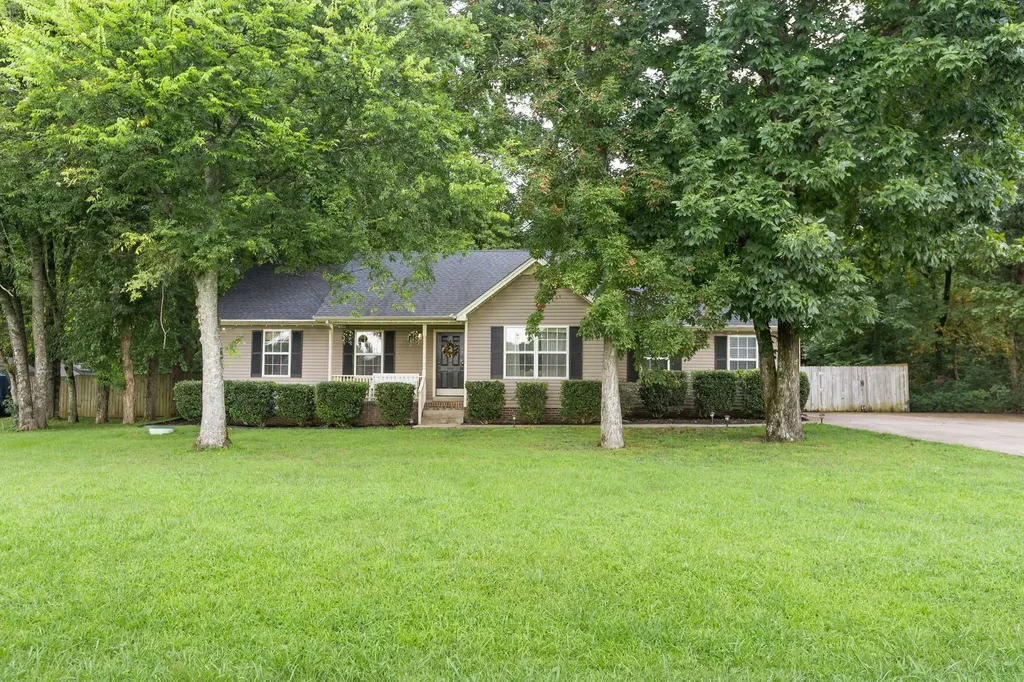 223 Cool Waters Court Christiana TN 37037