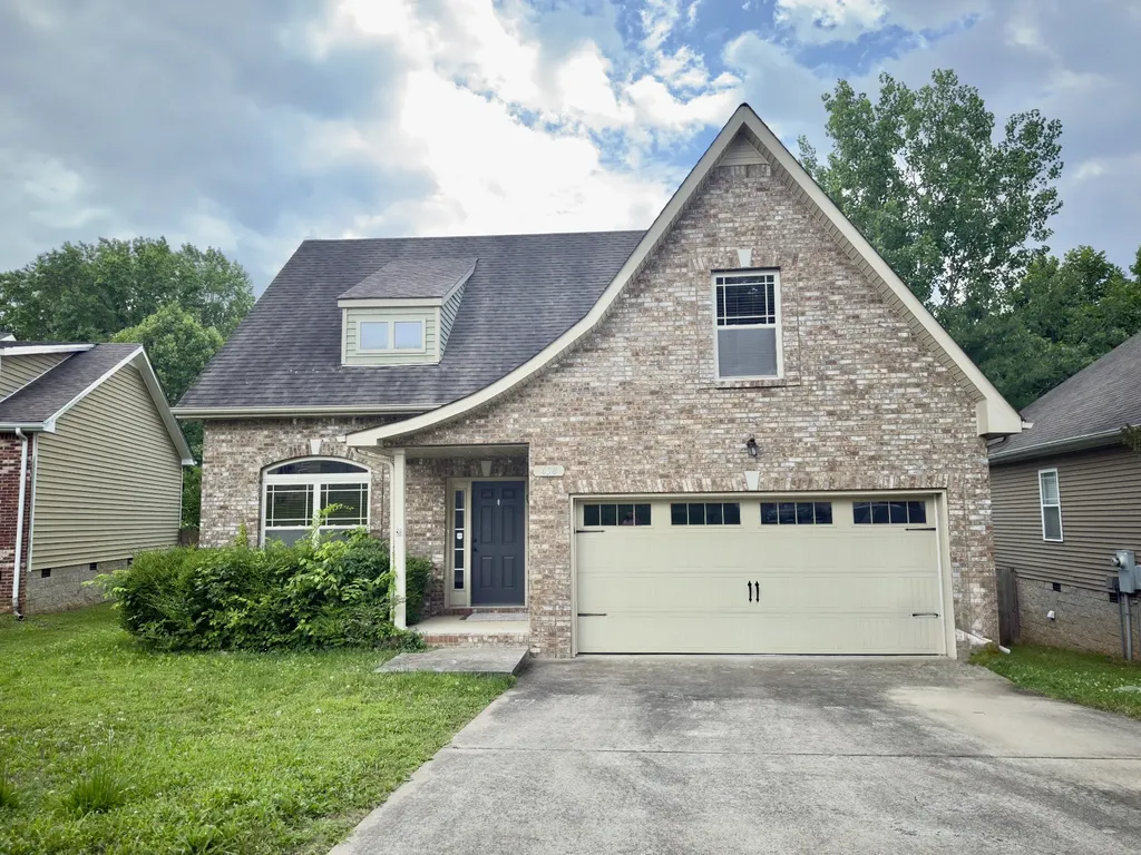 638 Hidden Valley Drive Clarksville TN 37040