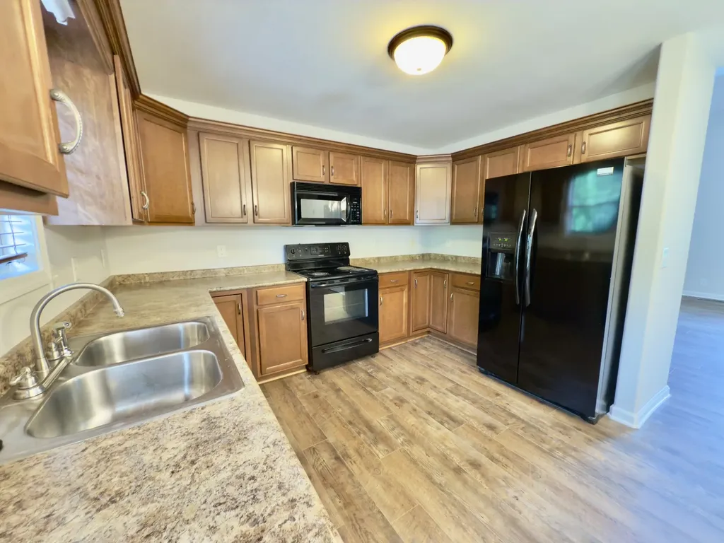 638 Hidden Valley Drive Clarksville TN 37040