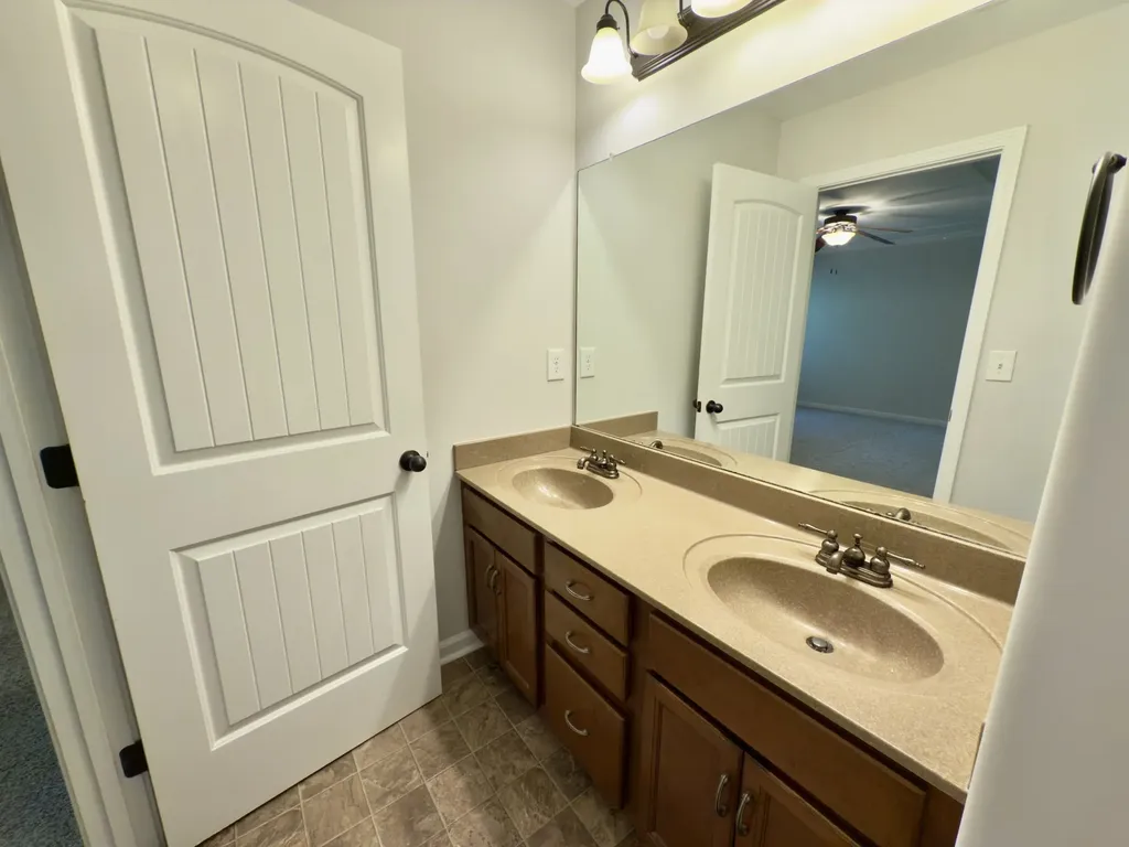 638 Hidden Valley Drive Clarksville TN 37040