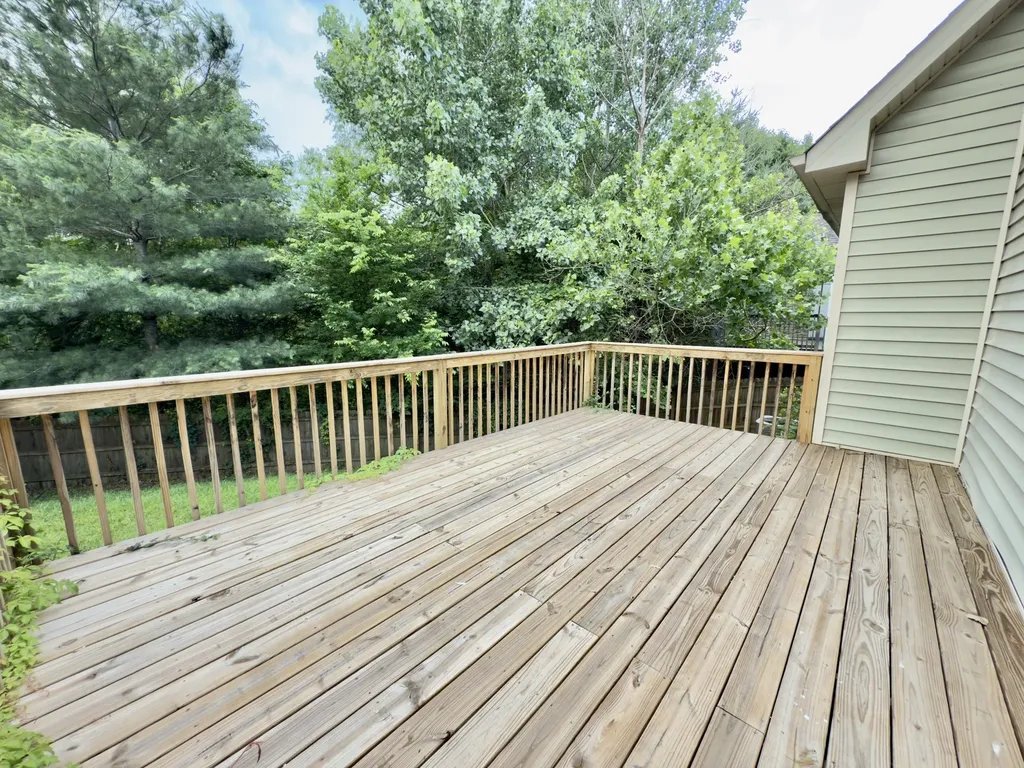 638 Hidden Valley Drive Clarksville TN 37040