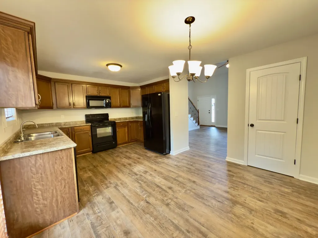 638 Hidden Valley Drive Clarksville TN 37040