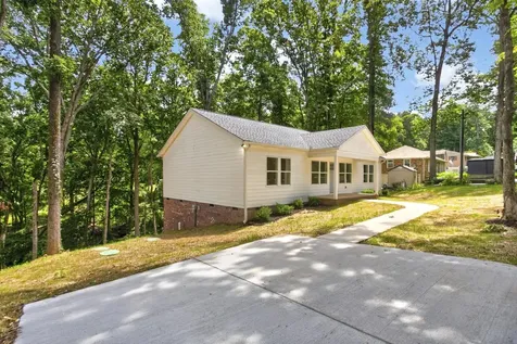 226 Hillcrest Drive Ashland City TN 37015
