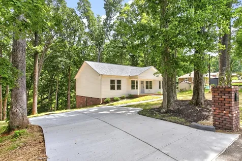 226 Hillcrest Drive Ashland City TN 37015