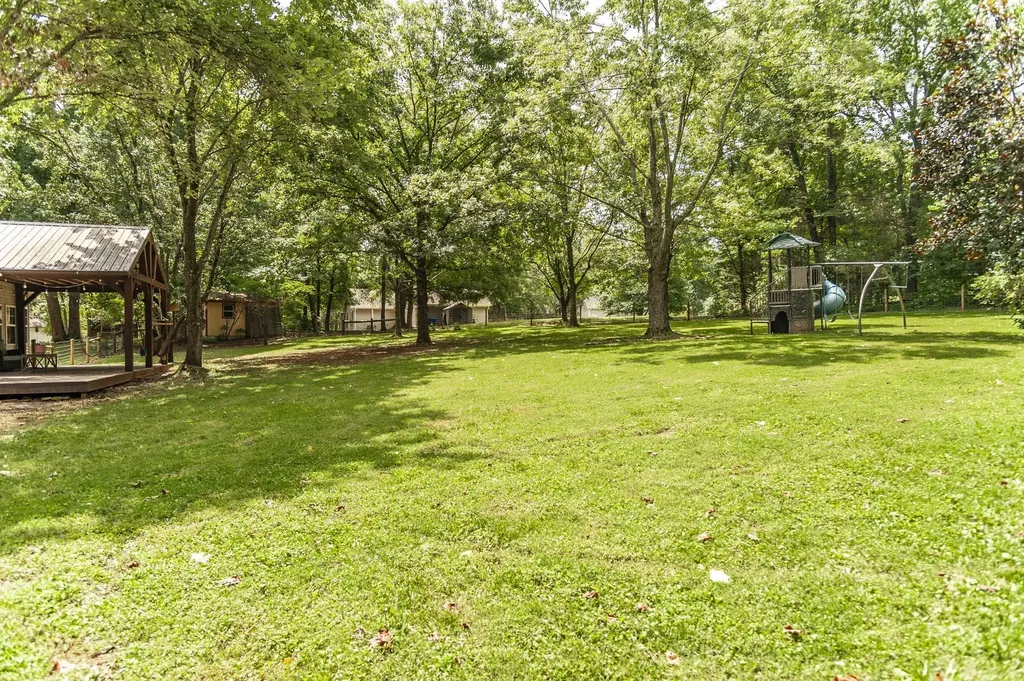 205 Overlook Court White House TN 37188