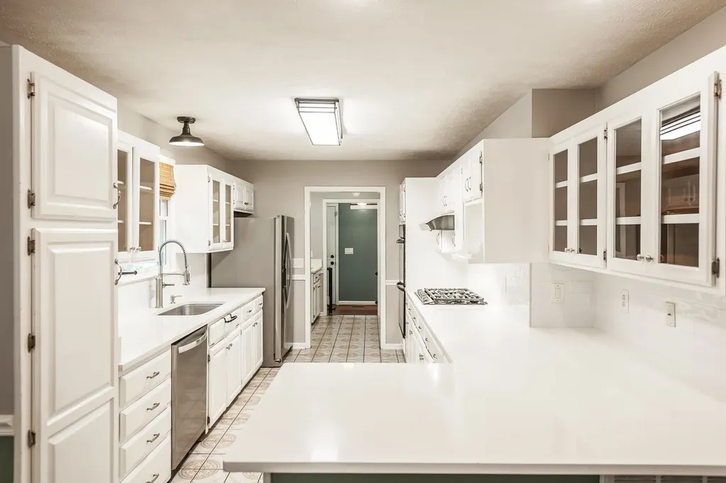 205 Overlook Court White House TN 37188