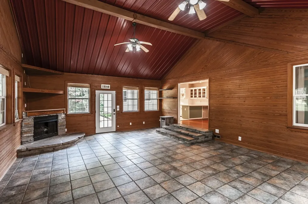 205 Overlook Court White House TN 37188