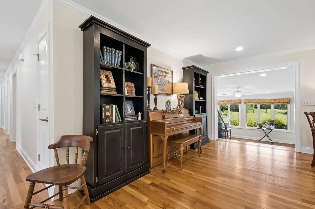 2115 Harding Place Murfreesboro TN 37129