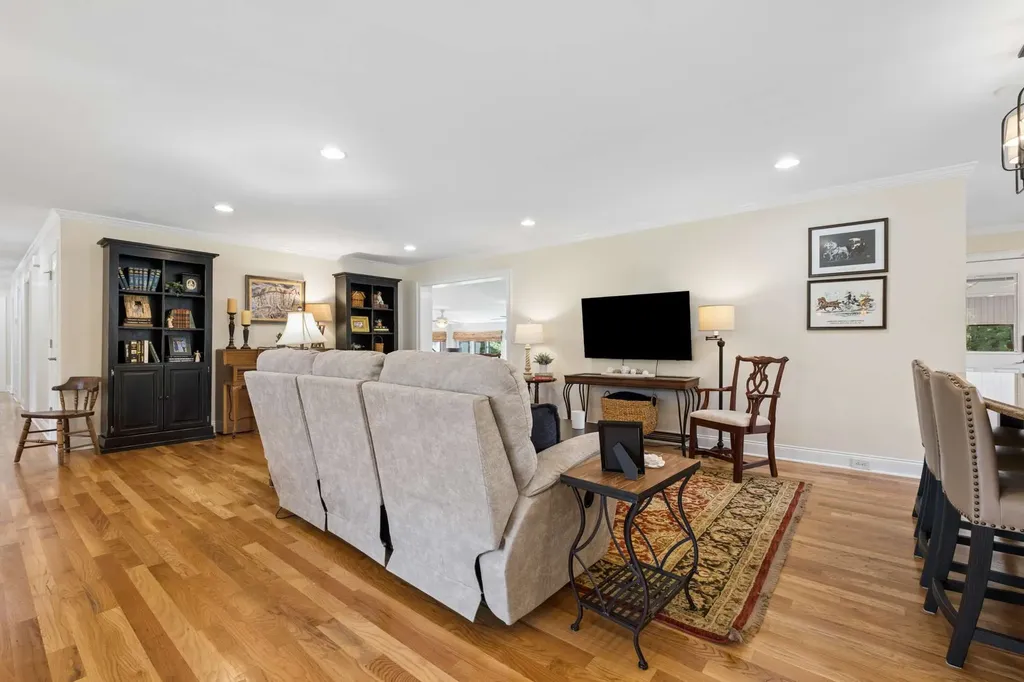 2115 Harding Place Murfreesboro TN 37129