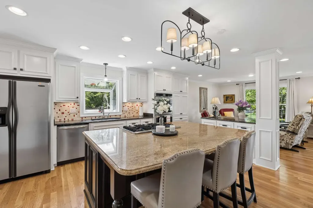 2115 Harding Place Murfreesboro TN 37129