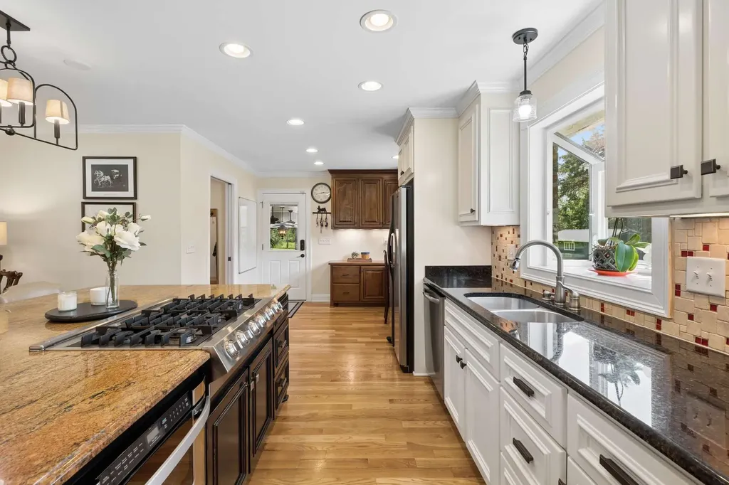 2115 Harding Place Murfreesboro TN 37129