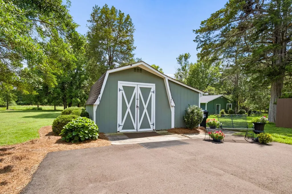 2115 Harding Place Murfreesboro TN 37129