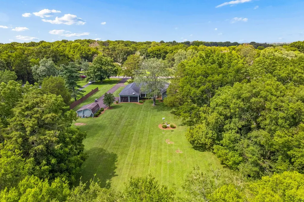 2115 Harding Place Murfreesboro TN 37129