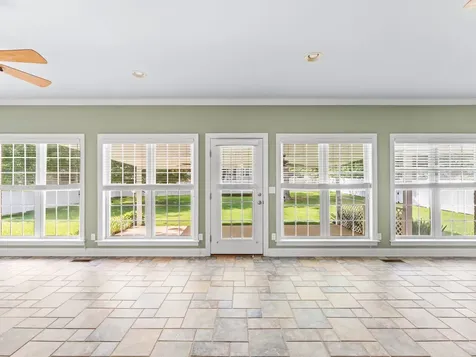 142 Heritage Circle Manchester TN 37355