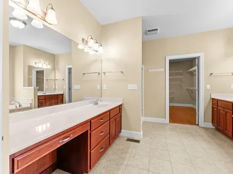 142 Heritage Circle Manchester TN 37355