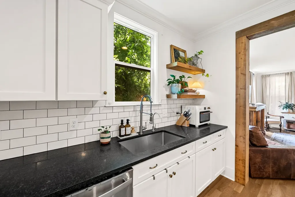 421 Theresa Avenue Nashville TN 37205