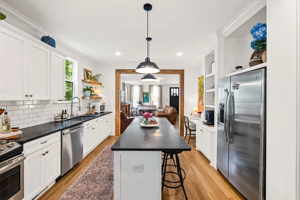 421 Theresa Avenue Nashville TN 37205