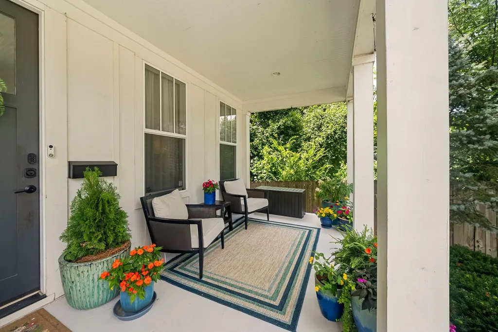 421 Theresa Avenue Nashville TN 37205