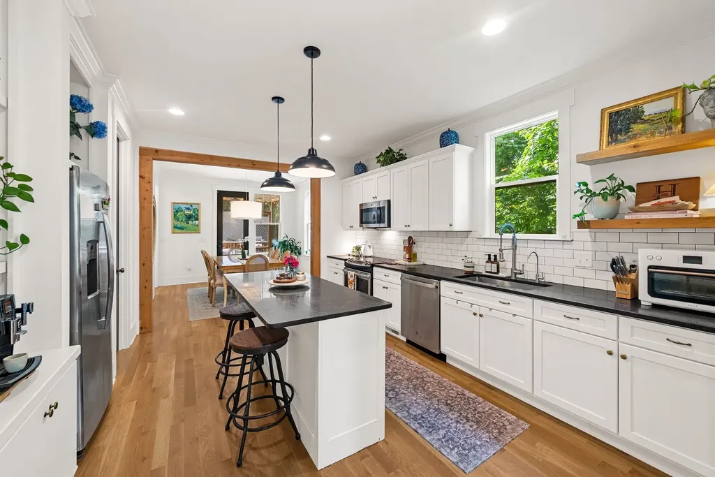 421 Theresa Avenue Nashville TN 37205