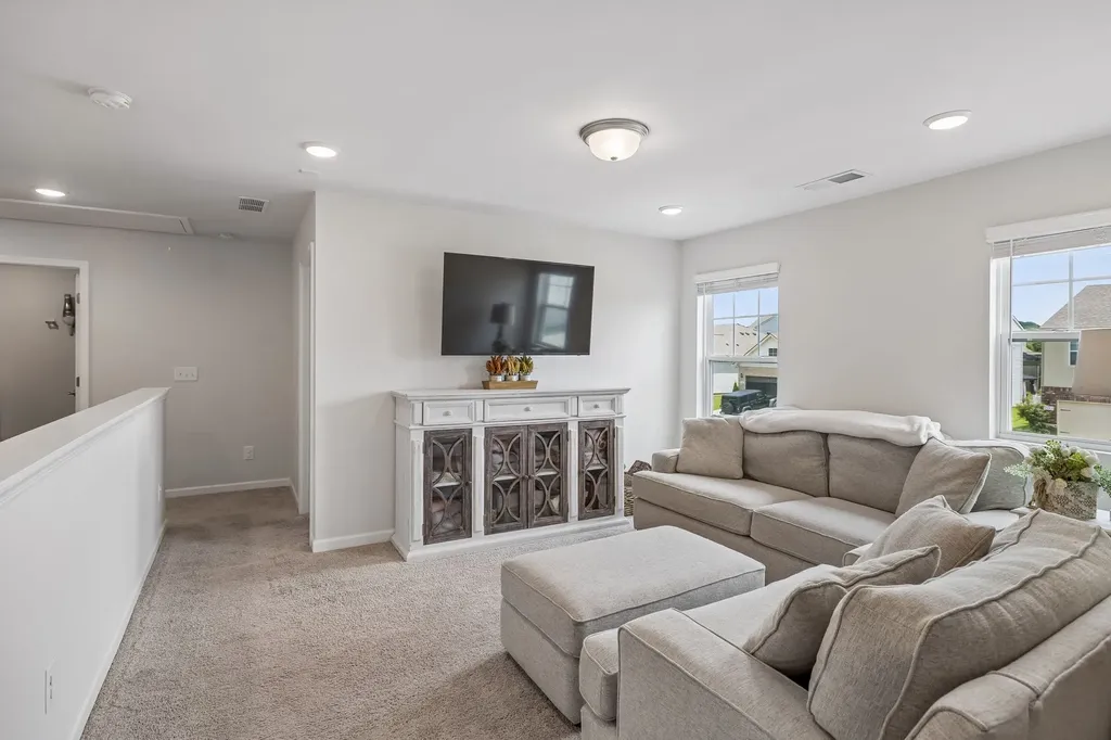 2124 Houston Bnd, E Lebanon TN 37087