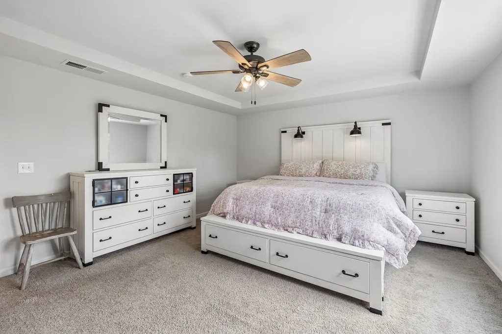 2124 Houston Bnd, E Lebanon TN 37087