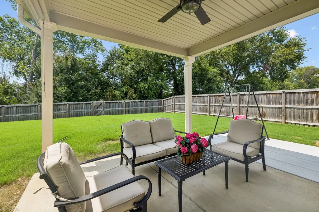 2124 Houston Bnd, E Lebanon TN 37087