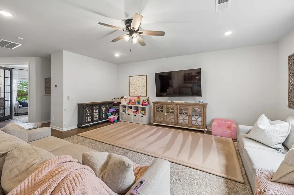 2124 Houston Bnd, E Lebanon TN 37087